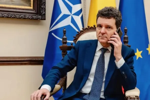 Dan Dungaciu: „Nicușor Dan a plecat observator și se va întoarce tot observator”