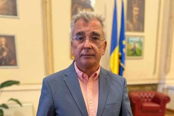 Petrișor Peiu (liderul senatorilor AUR): „Semnele care confirmă că România este în recesiune: șomajul, căderea abruptă din sectorul serviciilor și inflația galopantă”