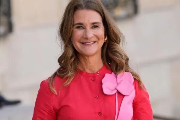 Melinda Gates rupe tăcerea, după ce Bill Gates a fost prins în dosarele Epstein că a contractat o boală sexuală în urma unor partide cu „fete din Rusia”