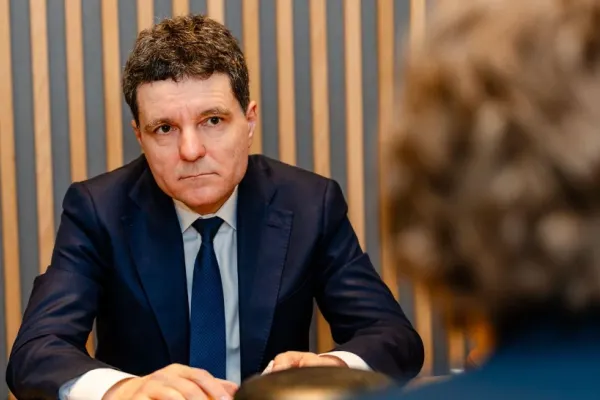 Nicușor Dan, discuție la Bruxelles cu vicepremierul Oana Gheorghiu despre digitalizare și reforma companiilor de stat: „Este indispensabilă și nu mai poate fi amânată”