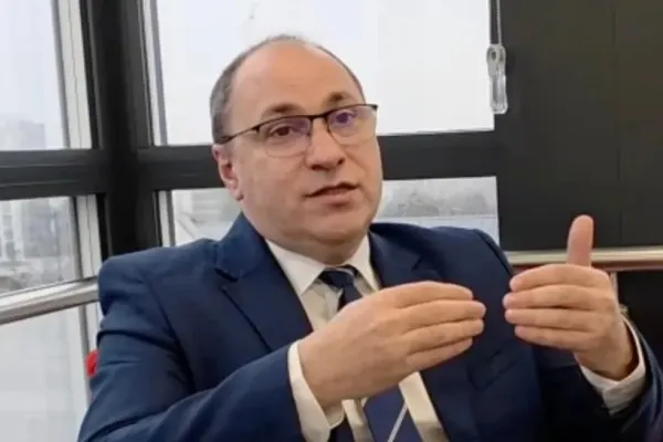 Rectorul Universității din Suceava, validat de PNL pentru funcția de ministru al Educației. Cine este Mihai Dimian
