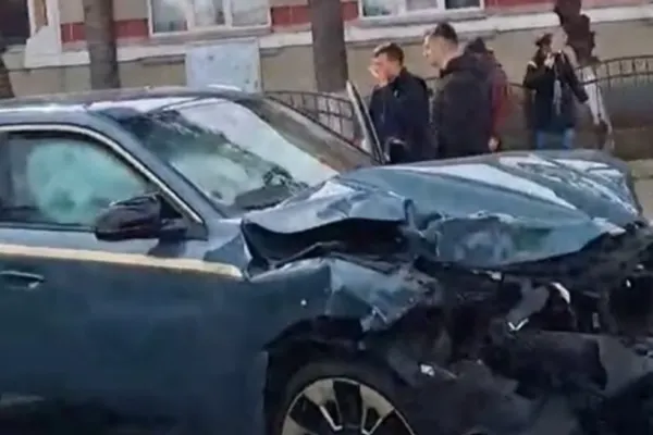 Tragedie în județul Suceava. Un șofer scăpat de sub control mașina și a spulberat doi pietoni de pe trotuar VIDEO