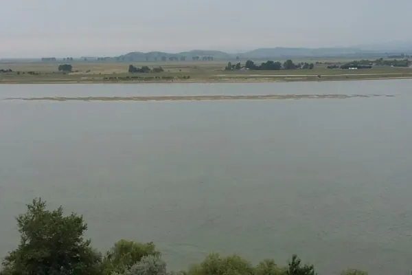Accident naval pe Canalul Sulina: o ambarcațiune s-a scufundat după ce a fost lovită de un remorcher
