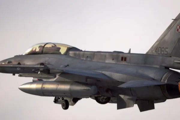 Turcia analizează trimiterea de avioane F-16 în nordul Ciprului după atacul cu dronă