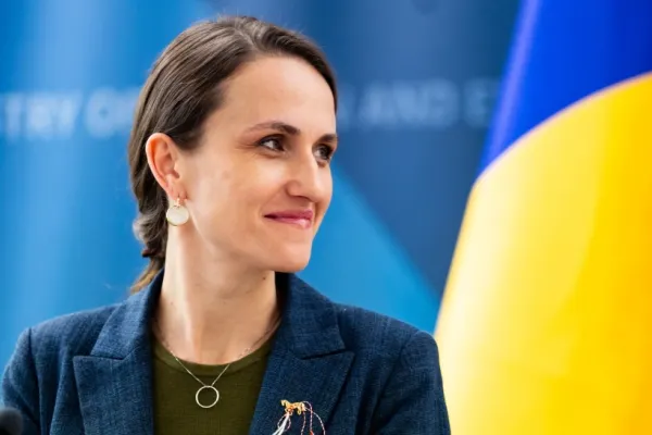 Oana Țoiu, mesaj după ce două românce au fost prinse sub dărâmăturile din Germania: „Suntem cu gândul la familiile victimelor”