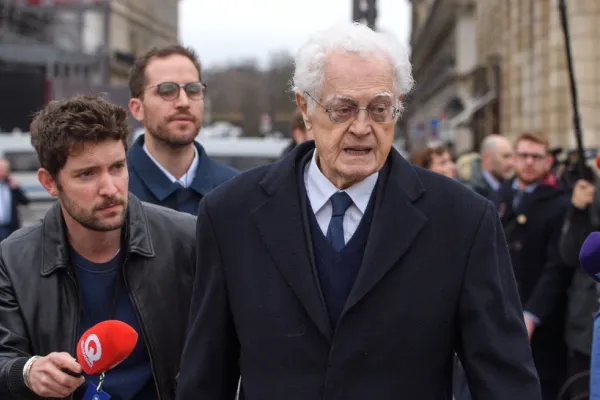 Doliu în Franța: a încetat din viață fostul prim-ministru Lionel Jospin