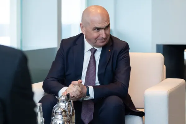 Cele trei scenarii pentru guvernare dacă PSD se retrage. Ce se întâmplă cu Bolojan dacă nu mai are susținerea partidului?