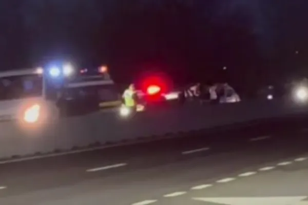 Accident mortal pe DN5: femeie de 50 de ani, lovită de o mașină în timp ce circula pe trotinetă. Traficul spre București, blocat