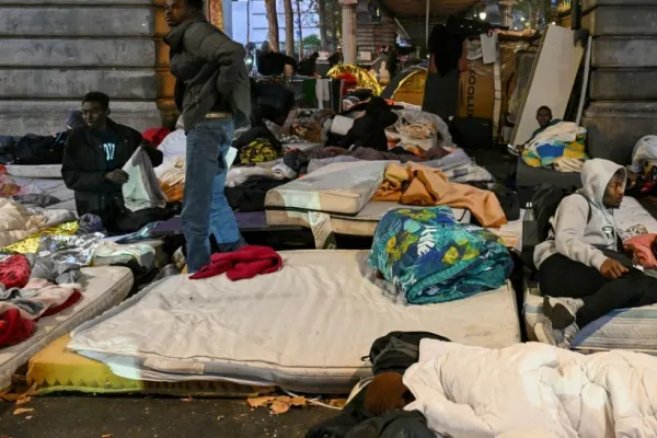 Tensiuni în Suedia pe tema migranților. Guvernul introduce criterii dure, ONG-urile sar ca arse