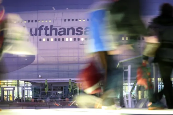 Grevă masivă a piloților Lufthansa: mii de zboruri anulate în Germania