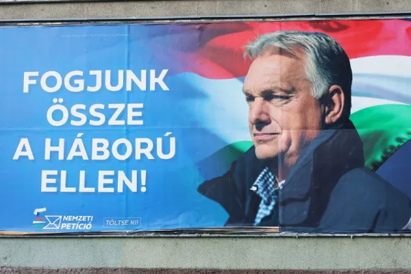 Cum a ajuns Viktor Orban să fie sprijinit și de Putin, și de Trump? Hillary Clinton oferă o explicație tranșantă
