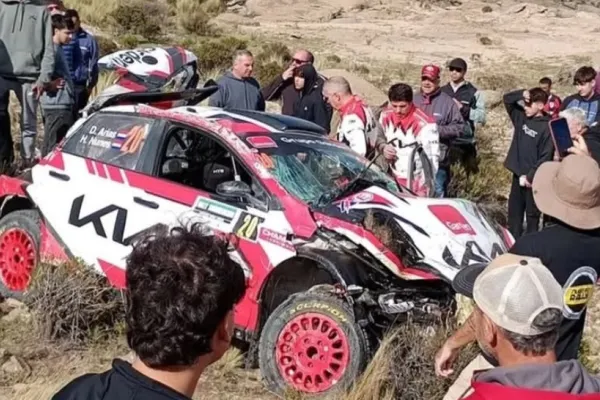 Tragedie la un raliu din Argentina: un spectator a murit, iar alte două persoane au fost rănite după un accident violent