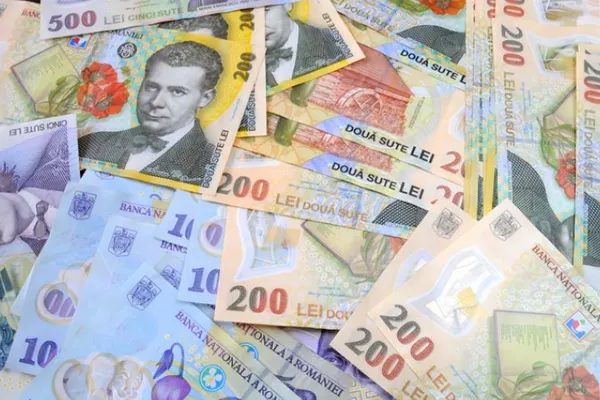 Pensiile românilor, în pericol? De la 47% din salariu la doar 30%: ce spun experții