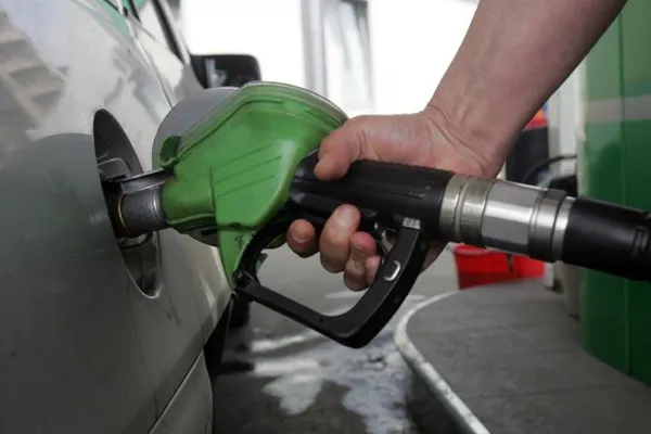 Acciza la motorină, redusă cu 20% între 16 și 31 august. Cu cât se ieftinește litrul de combustibil