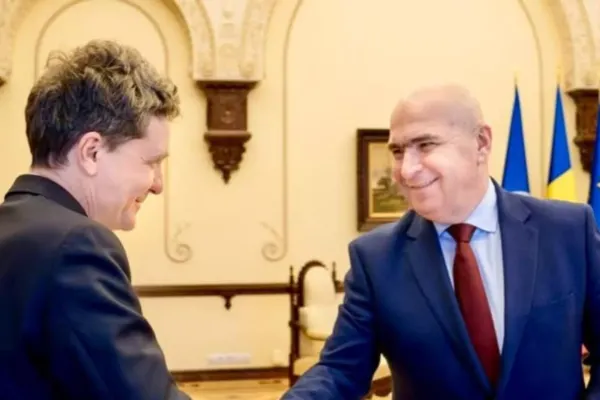 Nicușor Dan este aproape sigur că moțiunea va trece. Singura soluție este ca Bolojan să facă pasul înapoi – SURSE