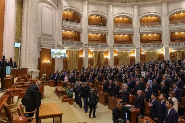 Negocierile pentru formarea Guvernului intră într-o pauză de două săptămâni - SURSE