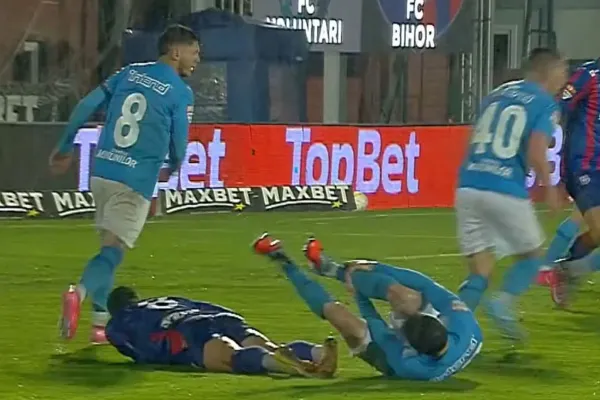 Accidentare gravă în Liga 2: dublă fractură pentru un fotbalist cunoscut. Ambulanța a fost împinsă pe teren din cauza ploii