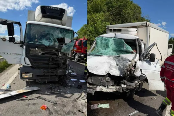 Accident teribil în județul Sălaj. Un bărbat de 33 de ani a murit, după ce două autoutilitare s-au ciocnit frontal