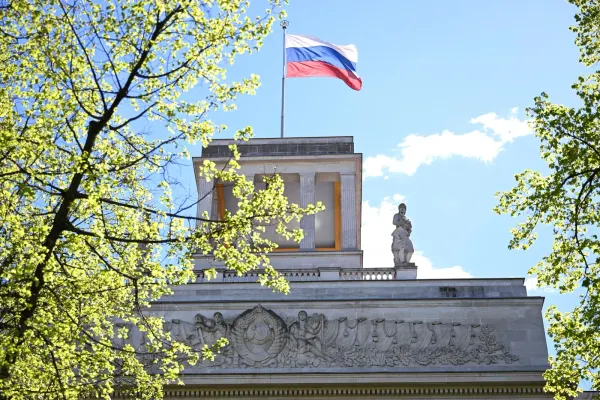Furie la ambasada Rusiei din Germania după interdicția simbolurilor sovietice pe 8 și 9 mai. ”Absurditate” și „cinism”