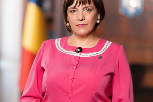 Cristina Dascălu (deputat AUR): „AUR cere revenirea la un sistem corect de acordare a burselor școlare: meritul, excelența și sprijinul social nu pot fi tăiate din pix”