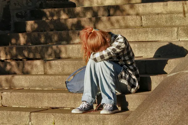 Raport alarmant despre sănătatea mintală a copiilor din România: jumătate dintre elevi spun că s-au gândit să își ia zilele