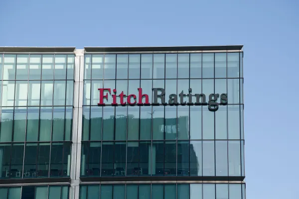 Banca din România cu rating mai mare decât cel al țării, raritate în evaluările financiare. Fitch explică decizia