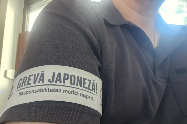 Protest la Parlament: Funcționarii publici intră în grevă japoneză în plină învestire a Guvernului