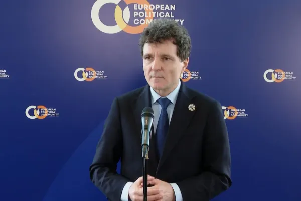 Nicușor Dan, cu câteva ore înainte de votul moțiunii: Indiferent de rezultat, România va continua să păstreze direcția occidentală - VIDEO