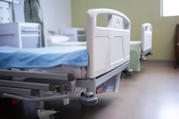 Doi elevi au susținut Bacalaureatul 2026 în spital, la Târgu-Jiu. Ambii au fost operați de urgență