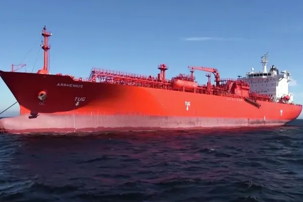 Rusia susține că a descoperit mine magnetice NATO pe un petrolier aflat în portul rus