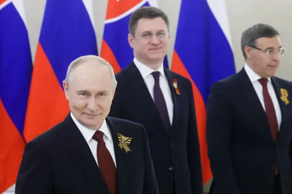 Singurul premier european care s-a întâlnit cu Putin la Kremlin cu ocazia ceremoniilor de 9 Mai