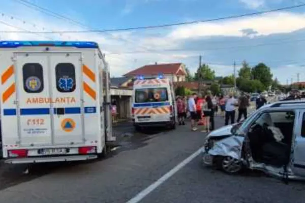 Accident grav în Vrancea. O femeie însărcinată și un copil, printre victime
