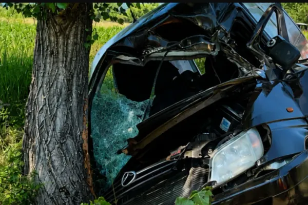 Accident grav în Mureș. O persoană a murit, alta este în stare critică: elicopterul SMURD a fost trimis la fața locului