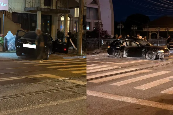 Accident în municipiul Iași. O persoană a rămas încarcerată, după ce două mașini s-au ciocnit violent -FOTO
