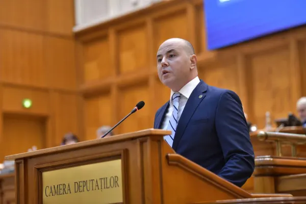 Țoiu face economii în Libia, dar Guvernul Bolojan continuă să plătească bani grei pentru chiria lui Muraru