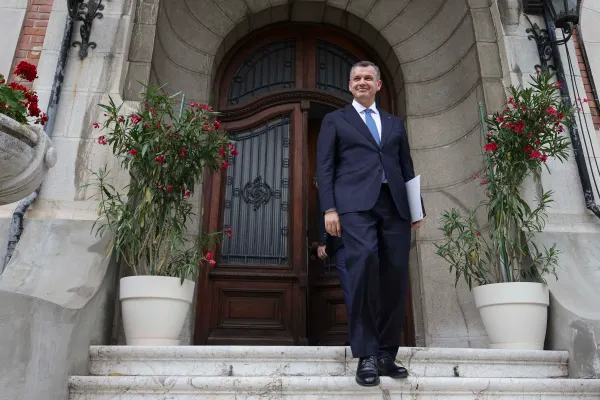Eugen Tomac ar urma să prezinte azi programul de guvernare. Ce șanse sunt pentru formarea cabinetului