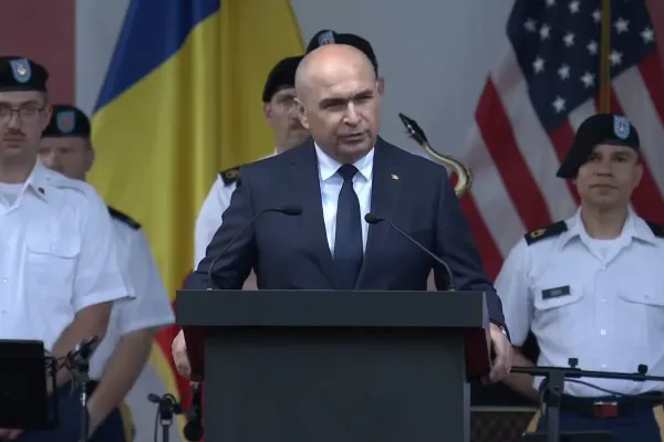 Ilie Bolojan, la recepția de Ziua SUA: „Militarii americani reprezintă coloana vertebrală a NATO în regiune”