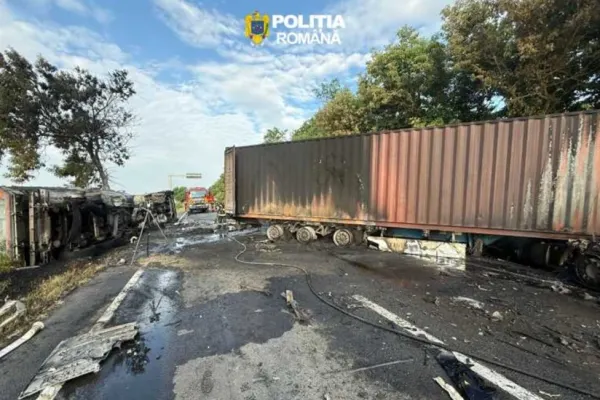 Accident grav în Ialomița: două camioane s-au ciocnit frontal și au luat foc pe DN 2A. Ambii șoferi, la spital