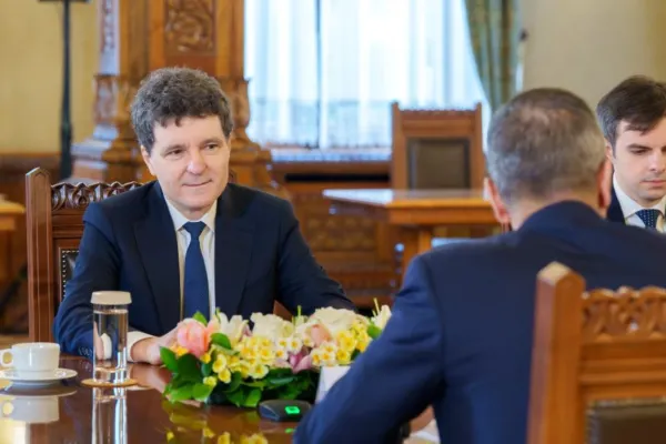 Săptămână crucială pentru noul guvern. Nicușor Dan ar putea convoca noi discuții cu partidele