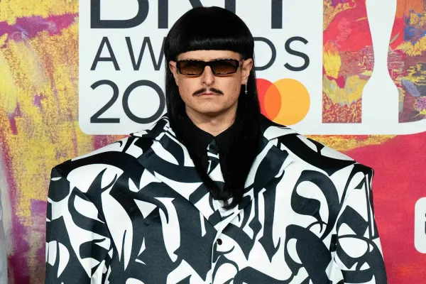 Un artist care urma să cânte în România a murit într-un accident aviatic. Oliver Tree se afla la bordul unui elicopter prăbușit în Brazilia