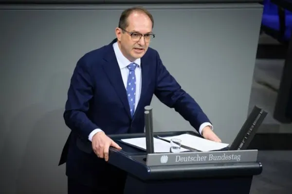 Germania ridică nivelul de alertă de securitate la ”ameninţare ridicată”. Anunțul ministrului de Interne