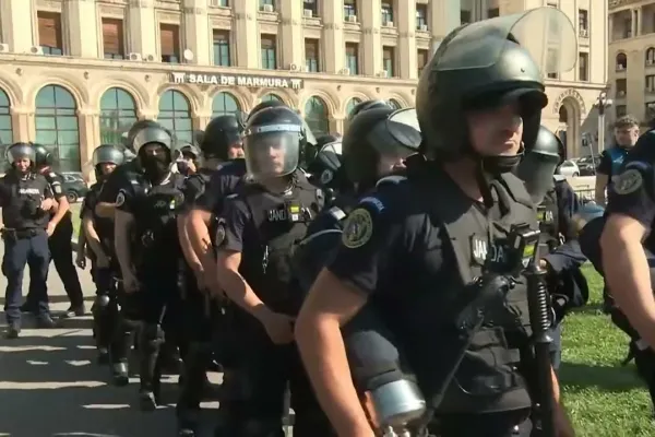 Protestul oierilor din Bucureşti: 10 amenzi de 2.200 de lei, după incidentele cu jandarmii