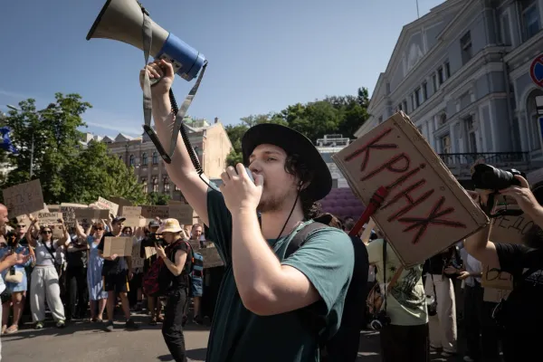 Tensiuni majore în Ucraina: Șeful interimar al SBU, numit ministru interimar al Apărării, în ciuda valulului de proteste și critici publice