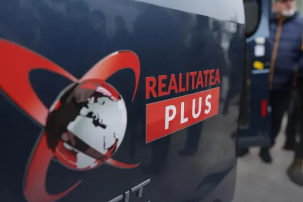 Realitatea PLUS, sancționată de CNA. Derapajele USR, ignorate