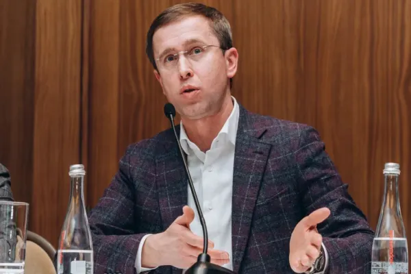Decizie-surpriză la Kiev. Șeful Naftogaz, propus de Volodimir Zelenski pentru funcția de prim-ministru