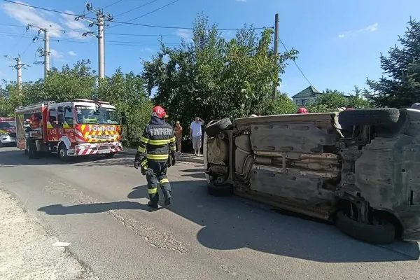 Accident grav în Iași: trei copii, de 9, 12 și 13 ani, și o femeie au fost răniți și transportați la spital