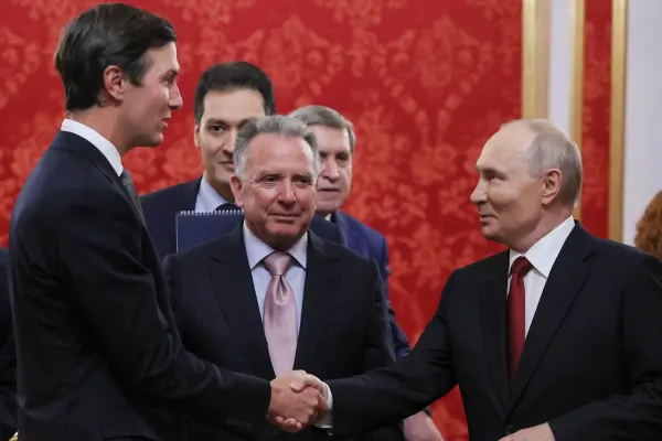 Emisarii lui Trump, față în față cu Putin la Moscova. Casa Albă: „Kushner și Witkoff au discutat planuri substanțiale” - FOTO