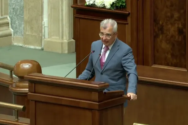 Senatorul AUR Petrișor Peiu: "Un guvern tehnocrat nu are majoritate. Soluția ieșirii din criză o reprezintă alegerile anticipate”