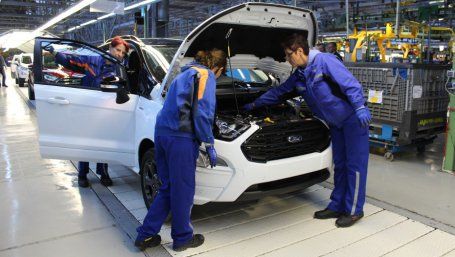 Concedieri la Ford. Vor fi afectate și fabricile din Europa