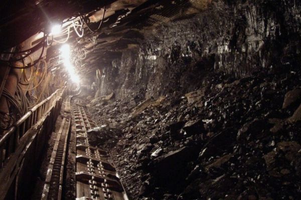 Minerii amenință că vor veni la București dacă vor avea loc concedieri! Adresa trimisă premierului Ciucă: ce solicitări au ortacii